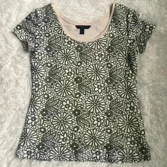 Banana Republic sequin short sleeve shirt. Black-and-white. Size medium. - Picture 1 of 7